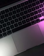 مکبوک ایر ۱۳ اینچ M4 2024 - حافظه 256GB با رم 16 اسکای بلو - تصویر 2