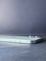 آیفون ۱۷ نرمال ۲۵۶ گیگابایت رنگ آبی E-sim J/A بدون رجیستر ( کارکرده ) - تصویر 4